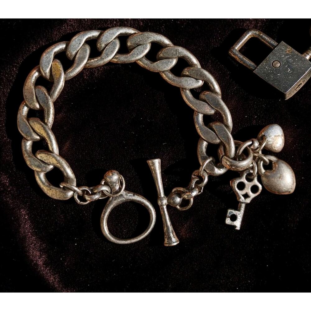 FOSSIL SILVER TONE RHINESTONE HEART KEY LOCK HEAVY CHAIN LINK 3 Charms 7 1/2”